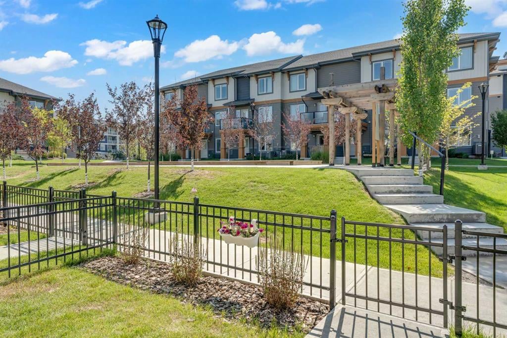 230 Auburn Meadows - Thumbnail 5