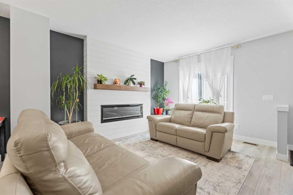 230 Auburn Meadows - Thumbnail 6