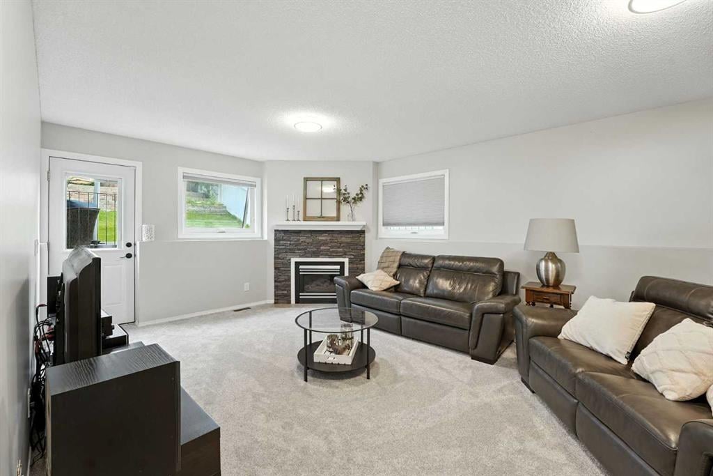 87 Macewan Park - Thumbnail 5