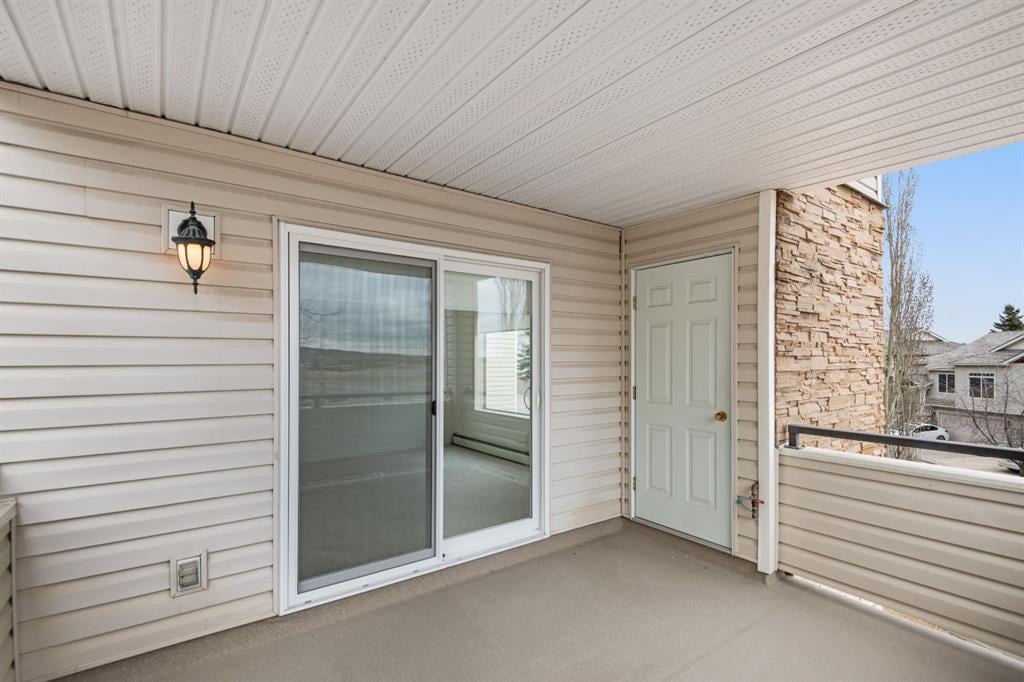 7451 Springbank - Thumbnail 7