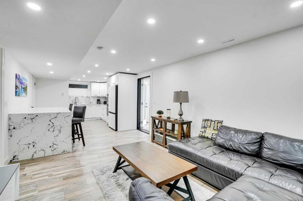 73 Riverview - Thumbnail 8