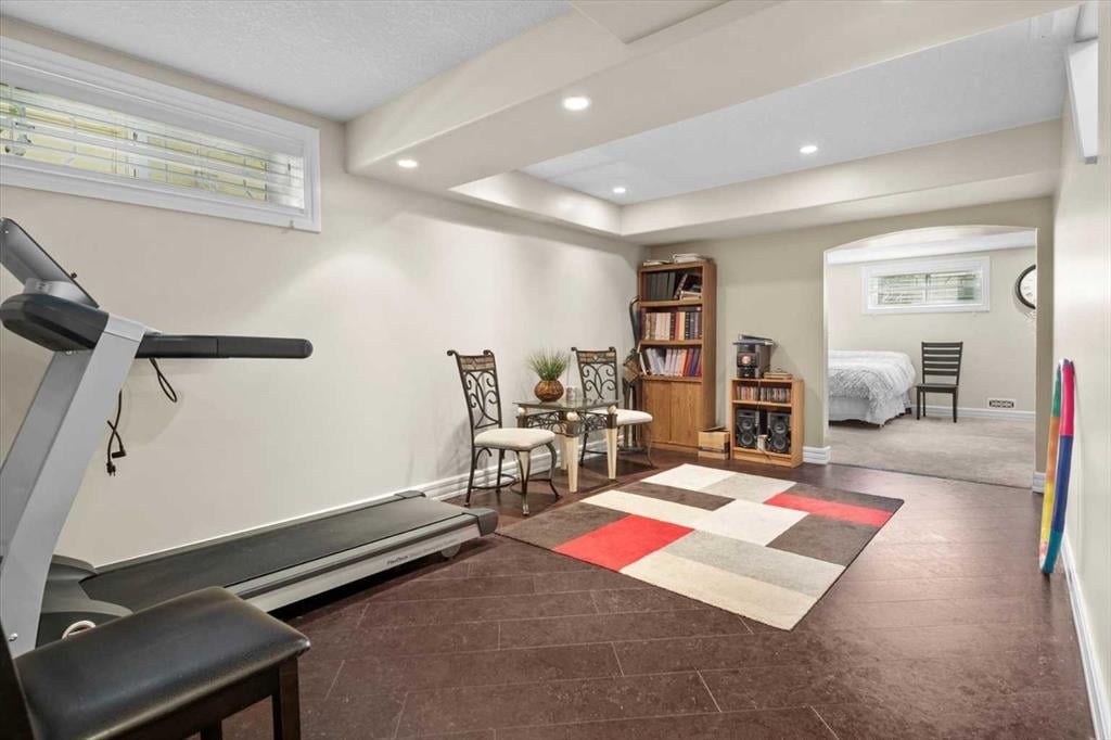 9124 Edgebrook - Thumbnail 6