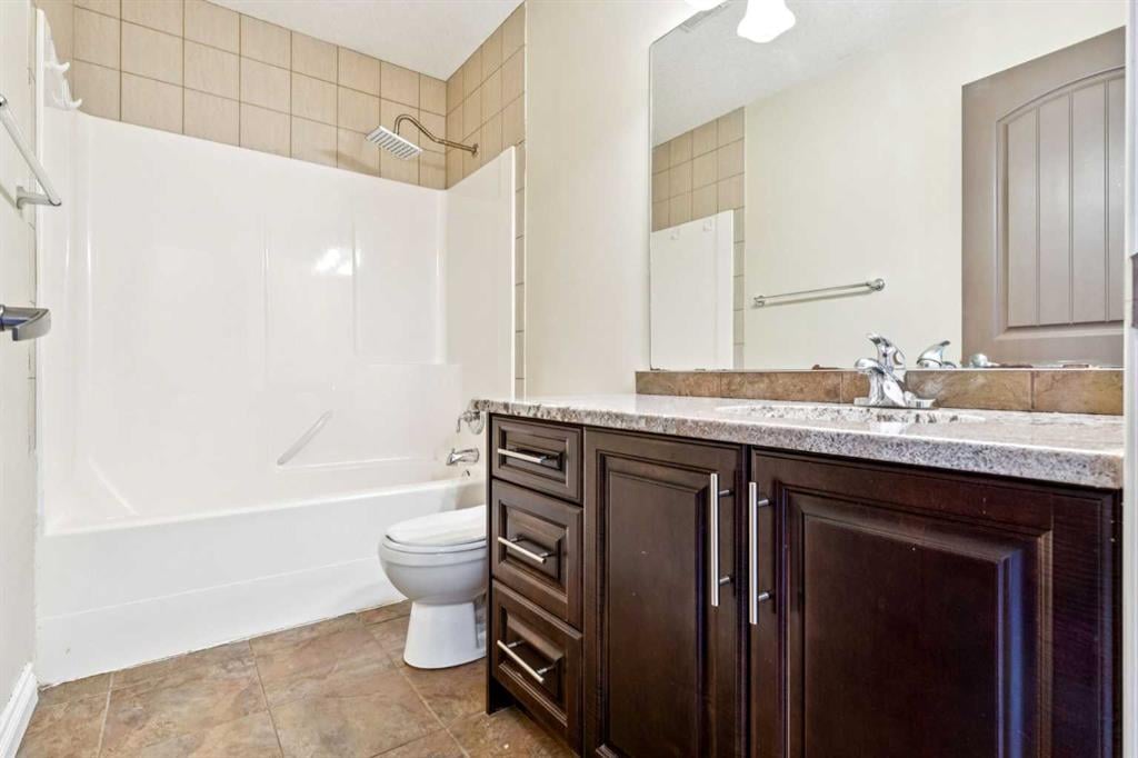1005 Panorama Hills - Thumbnail 6