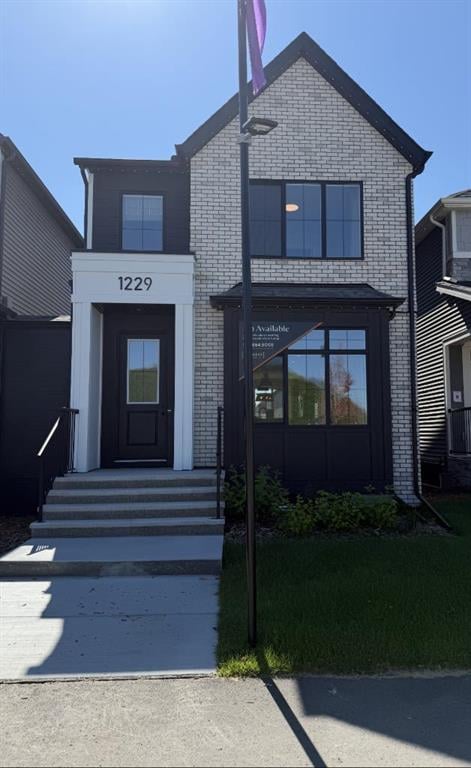 1229 Creekview - Thumbnail 1