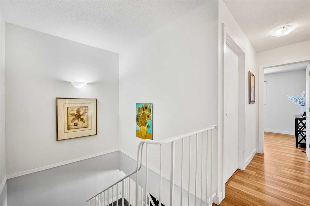 2200 Woodview - Thumbnail 6