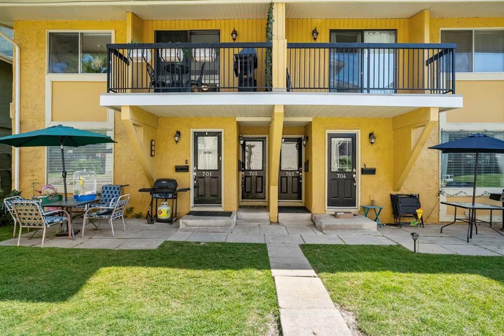 2200 Woodview - Thumbnail 7