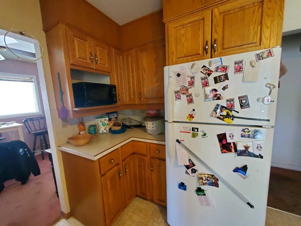 439 Arlington - Thumbnail 6