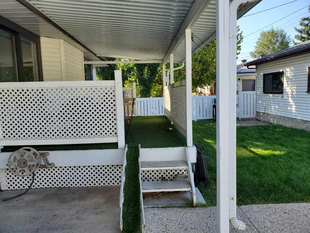 439 Arlington - Thumbnail 4