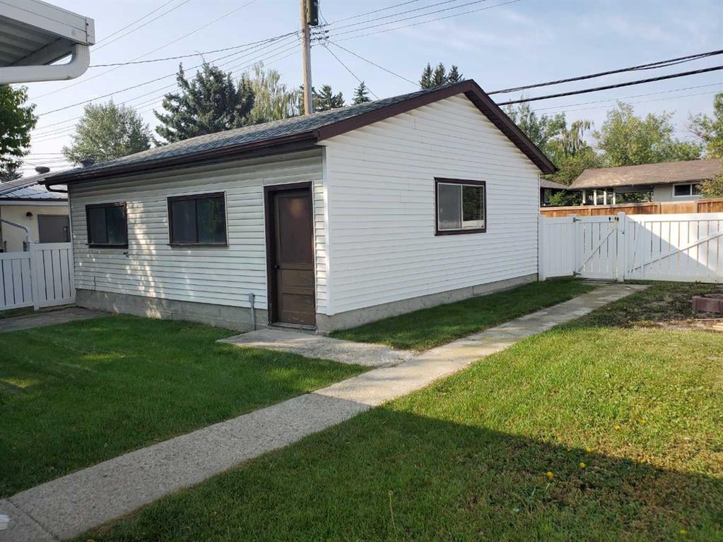 439 Arlington - Thumbnail 3