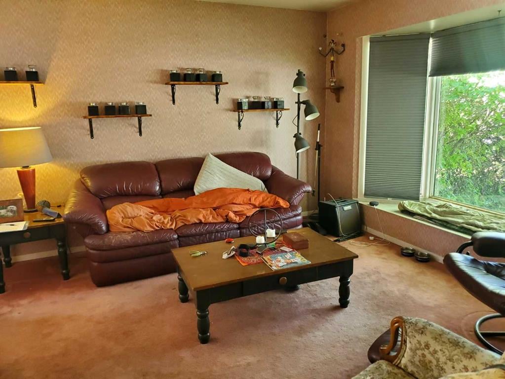 439 Arlington - Thumbnail 8