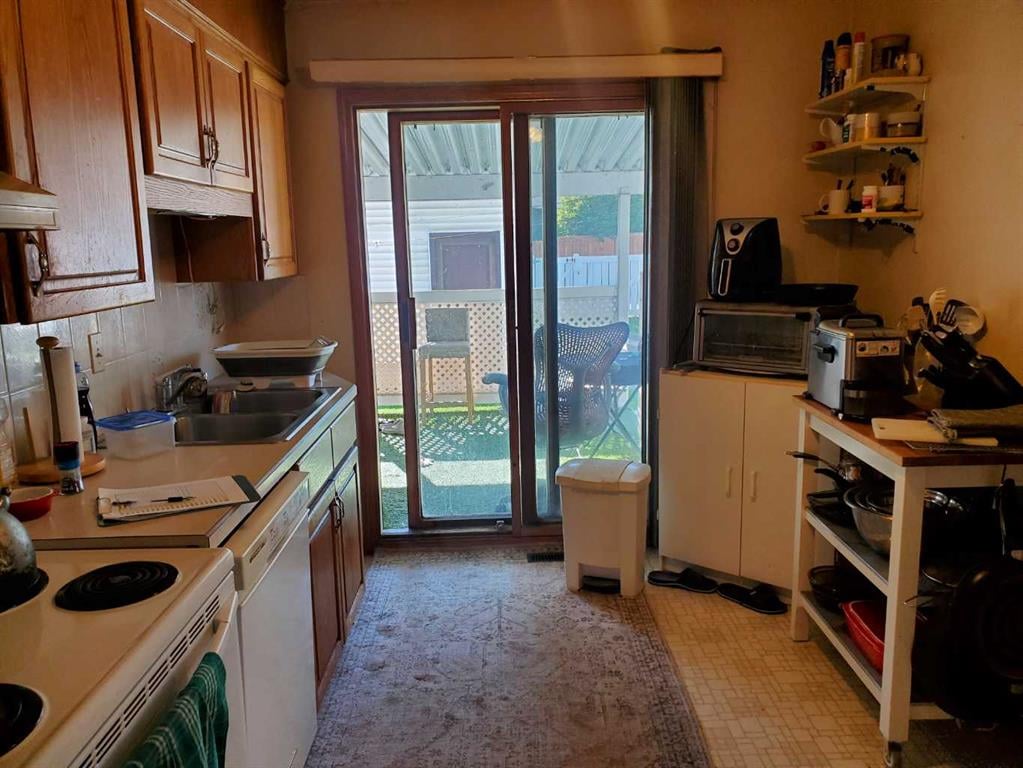 439 Arlington - Thumbnail 7