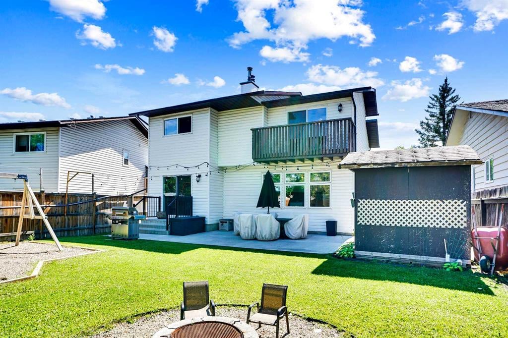 103 Castlebury - Thumbnail 2