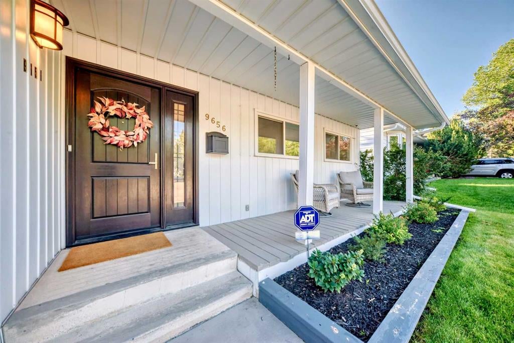 9656 Oakhill - Thumbnail 3