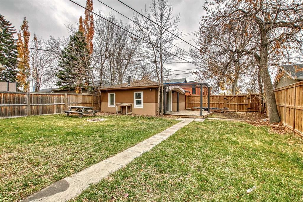 2111 Broadview - Thumbnail 5