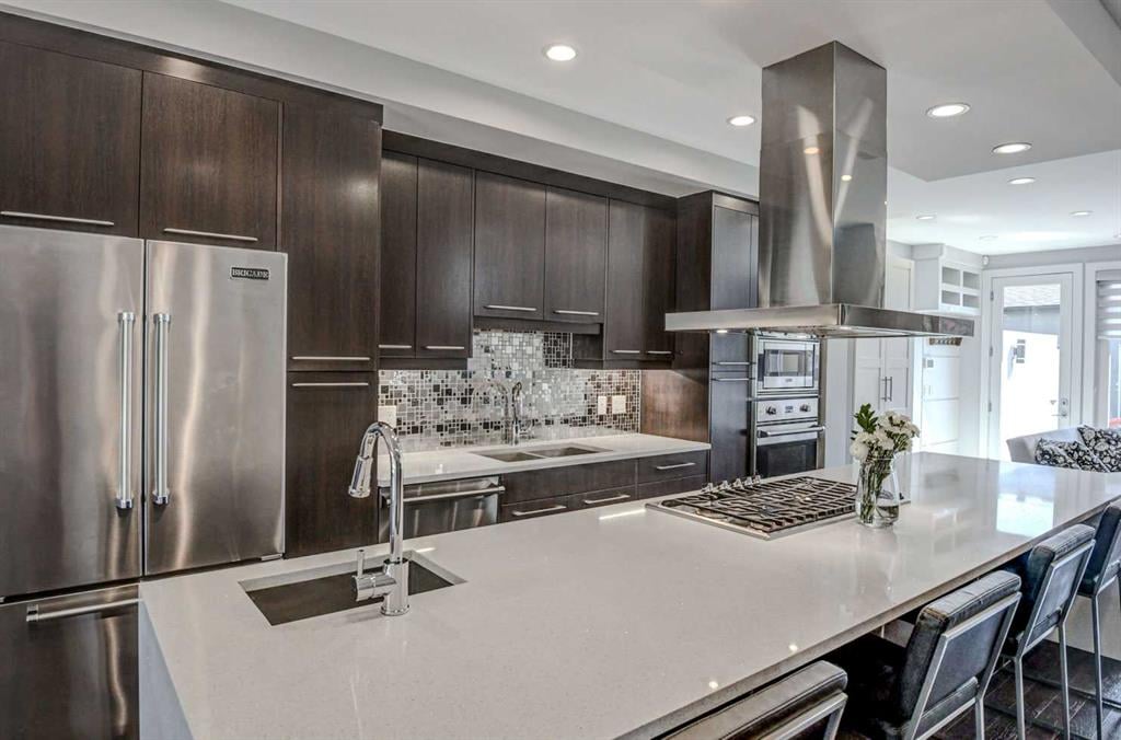 1623 Westmount - Thumbnail 2