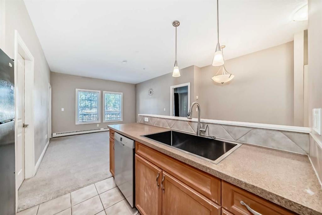 60 Royal Oak - Thumbnail 2