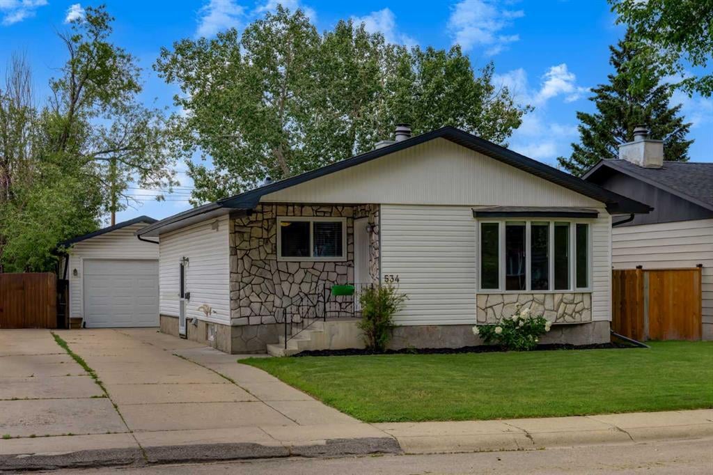 534 Cantrell - Thumbnail 1