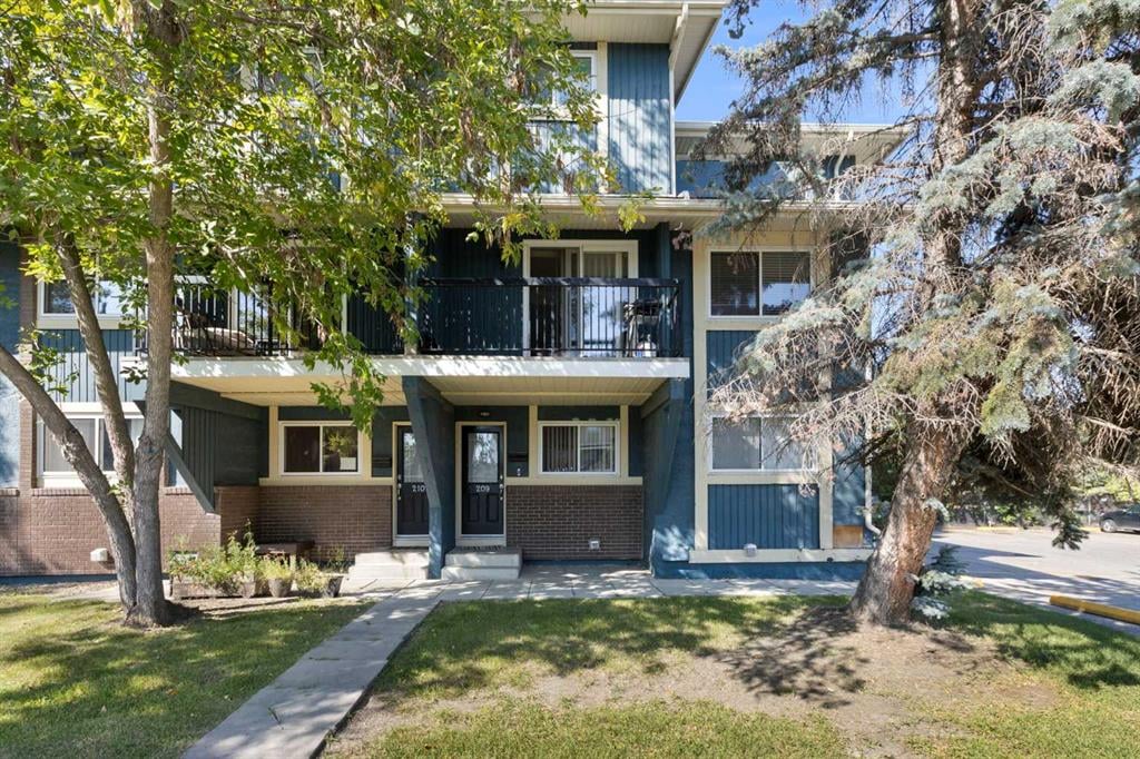 2200 Woodview - Thumbnail 1