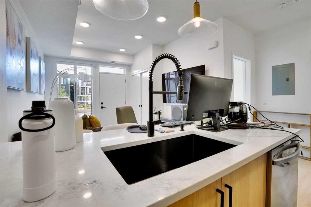 20985 Seton Way SE - Thumbnail 7