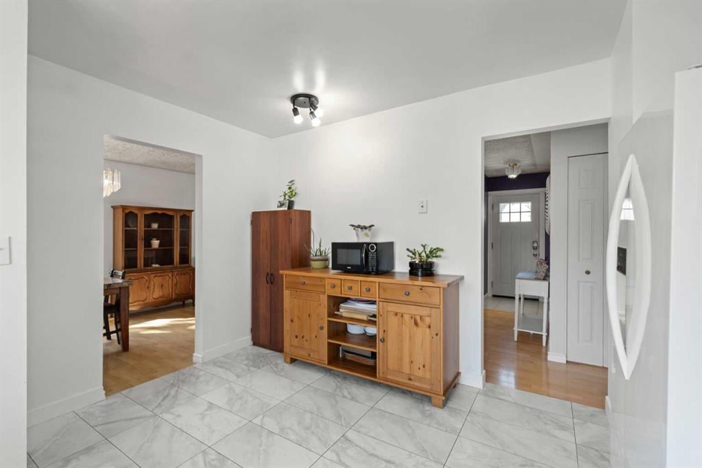 102 Marbrooke - Thumbnail 8