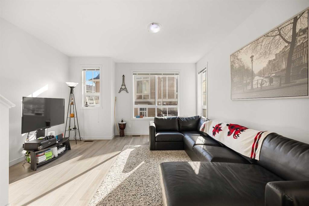 104 Sherwood - Thumbnail 7