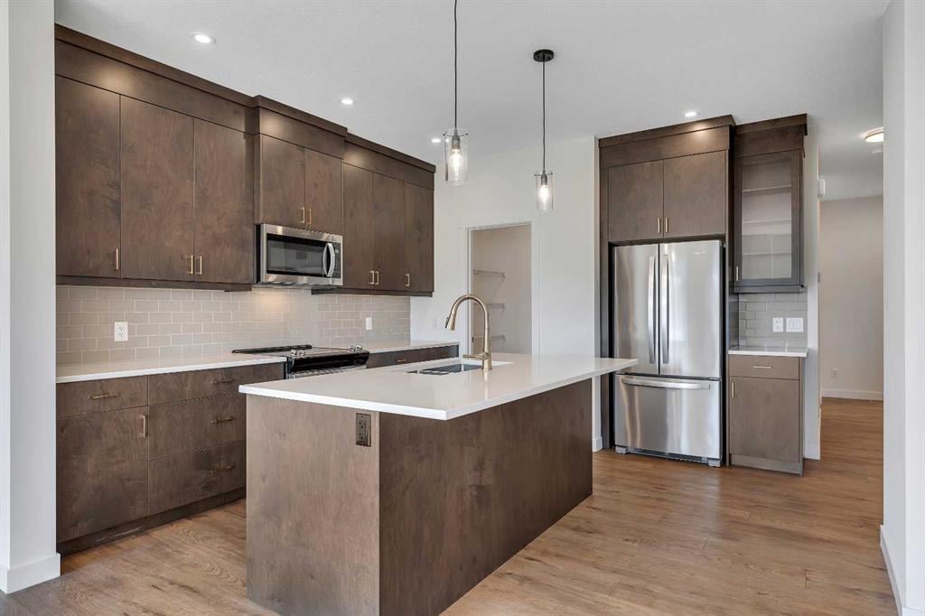 211 Creekstone - Thumbnail 6