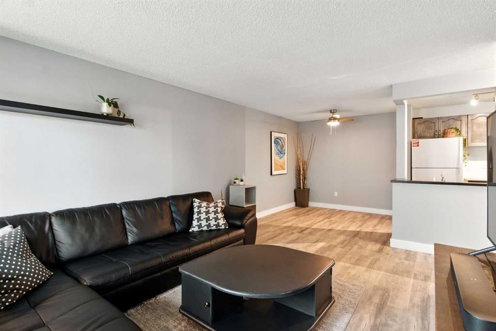 550 Westwood - Thumbnail 6