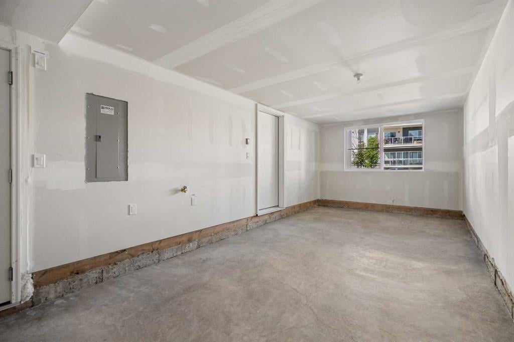 215 Seton - Thumbnail 8