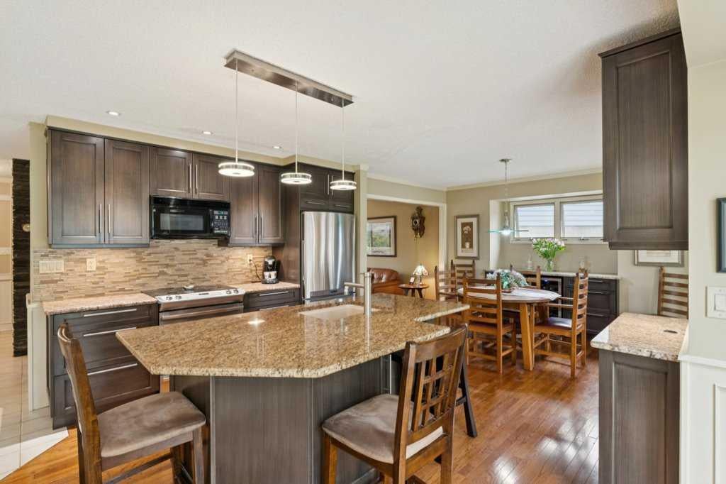 318 Oakhill - Thumbnail 8