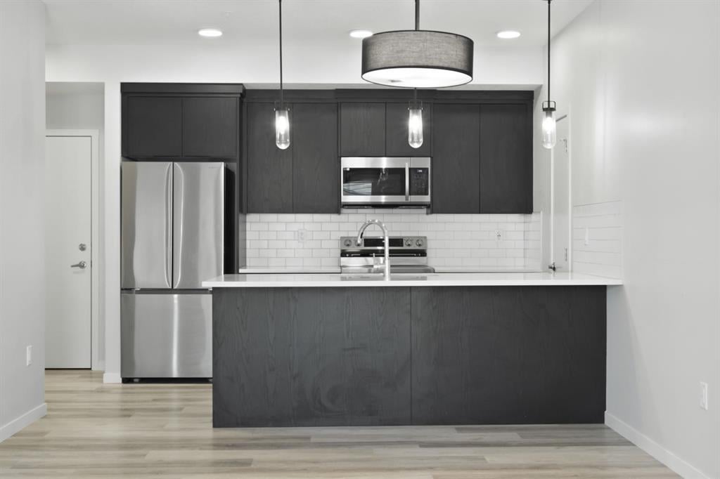 220 Seton - Thumbnail 8