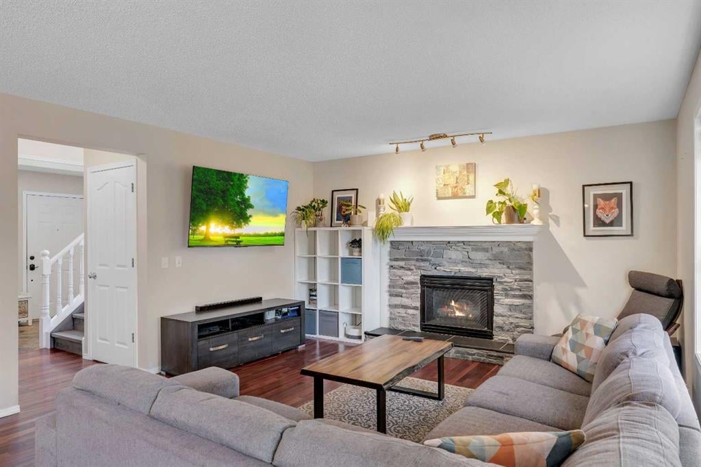 2828 Douglasdale - Thumbnail 6
