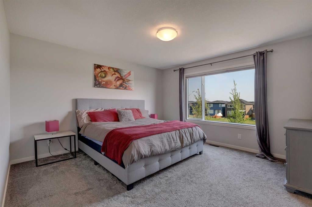 251 Belmont - Thumbnail 2
