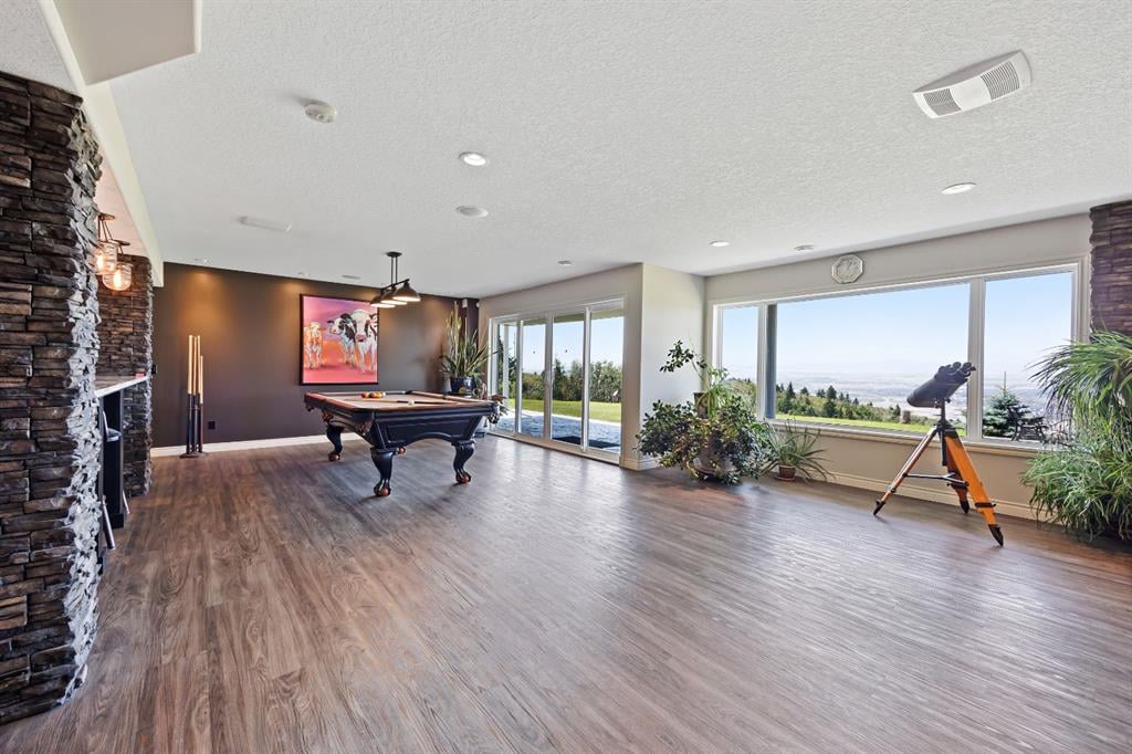 260011 Mountain Ridge - Thumbnail 4