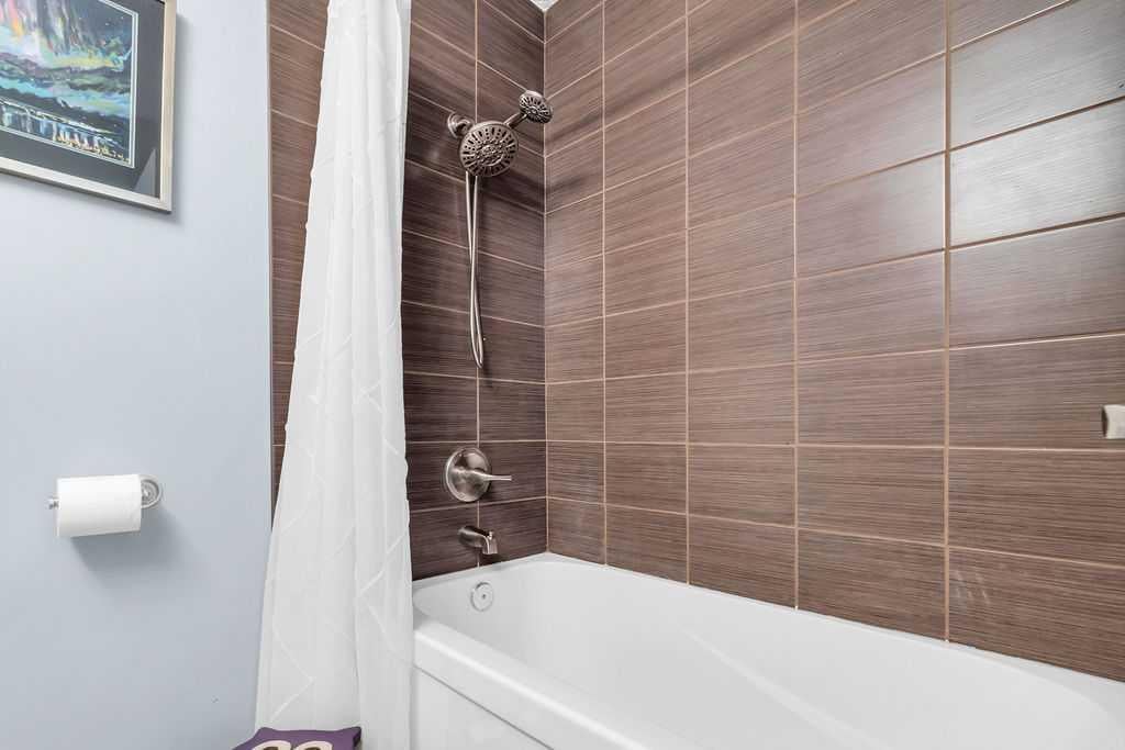 1215 Mapleglade - Thumbnail 8