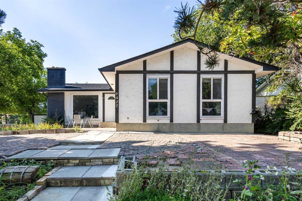 9427 Palliser - Thumbnail 1