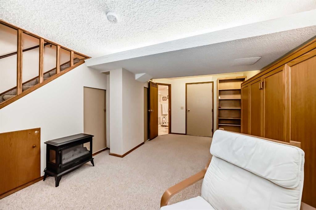 223 Martindale - Thumbnail 5