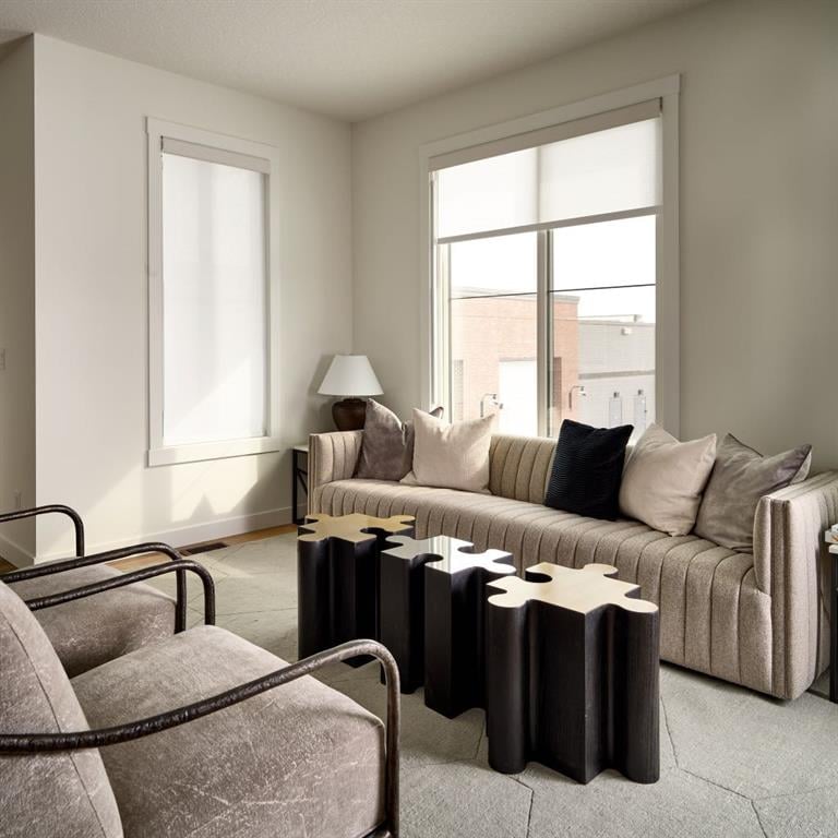 380 Seton - Thumbnail 5
