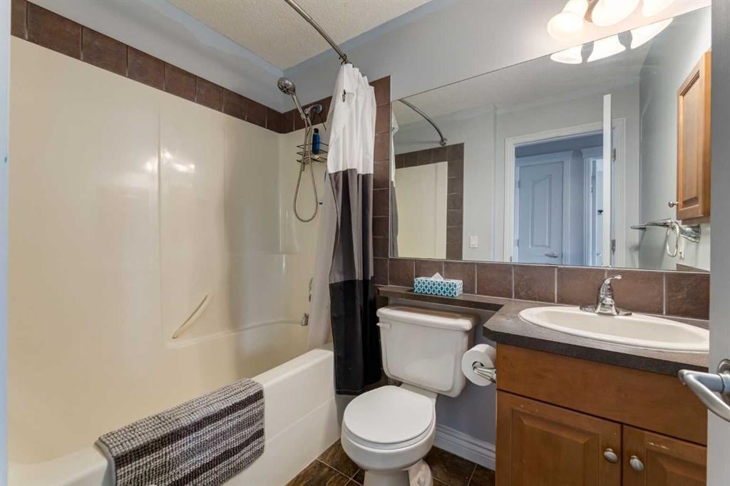 270 Royal Oak - Thumbnail 6