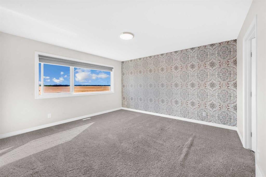 385 Corner Meadows - Thumbnail 8