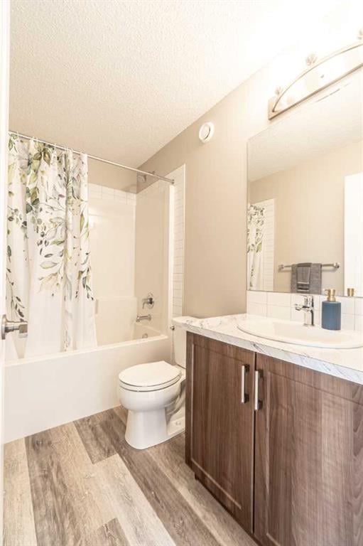 290 Belmont - Thumbnail 3