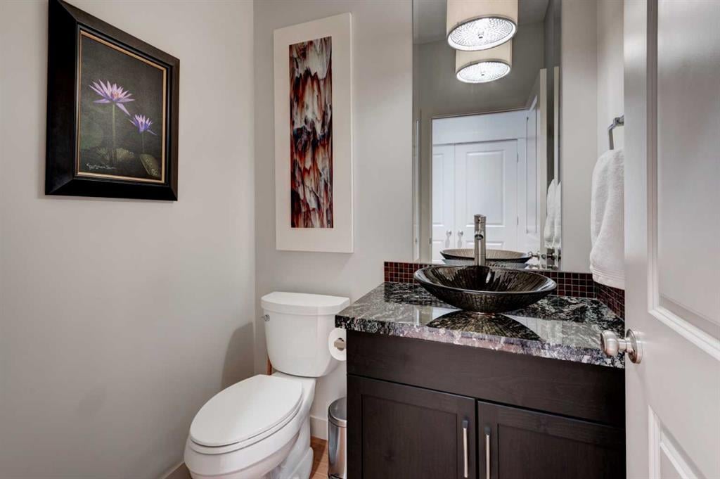 220 Springbluff - Thumbnail 6