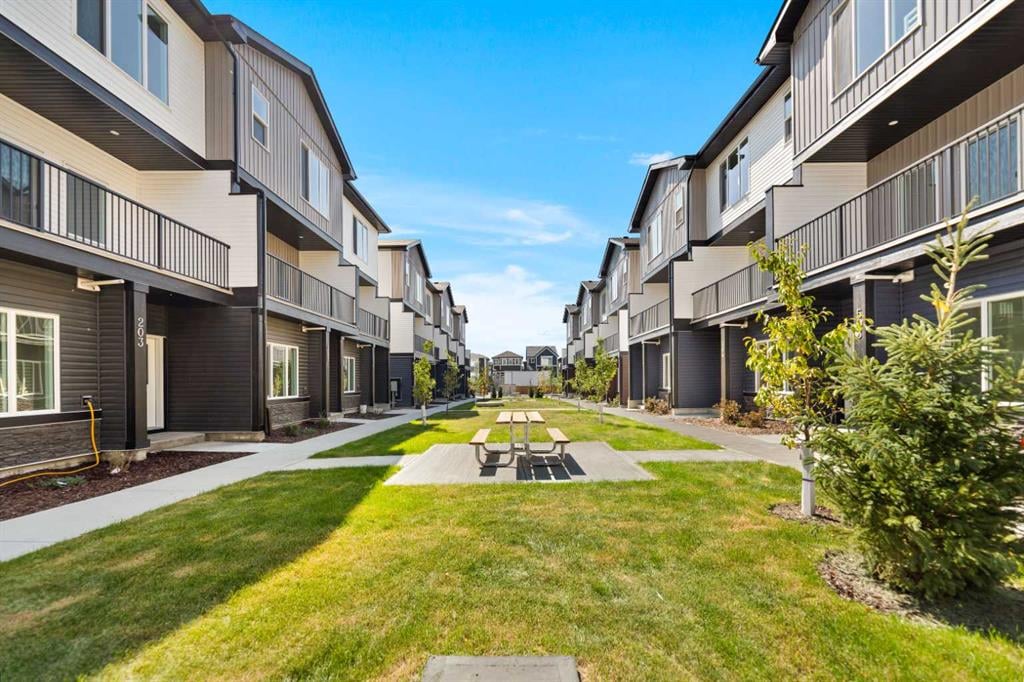 90 Corner Meadows Manor - Thumbnail 5