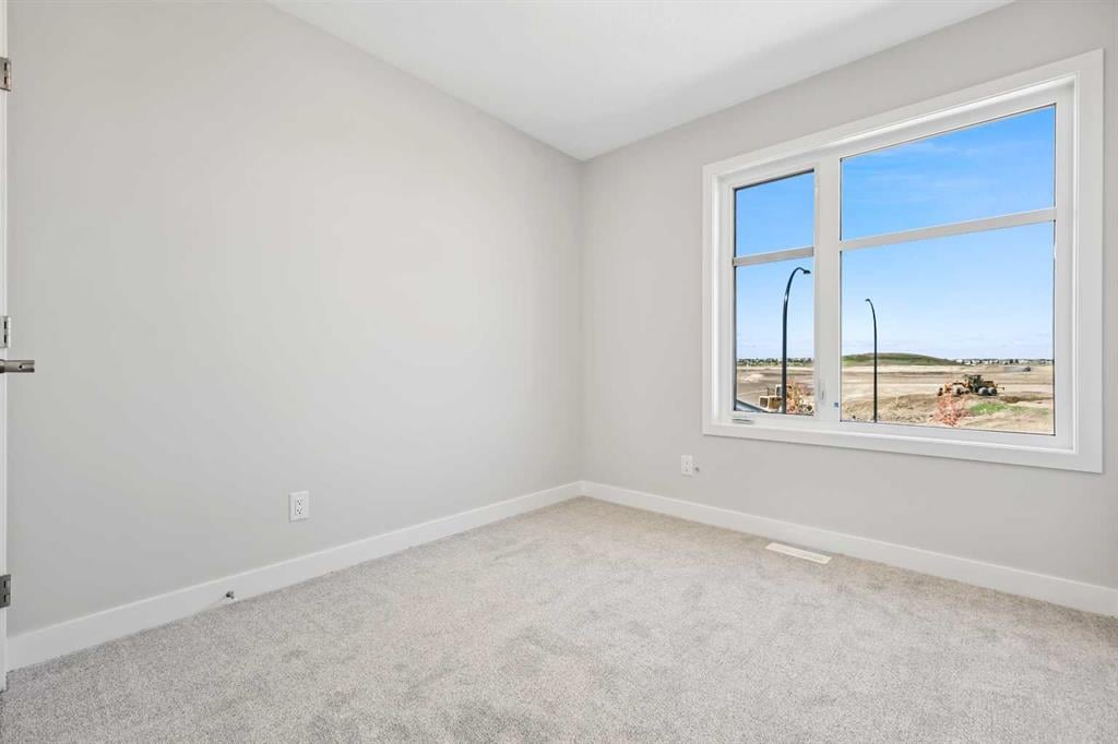 7023 Rangeview - Thumbnail 7