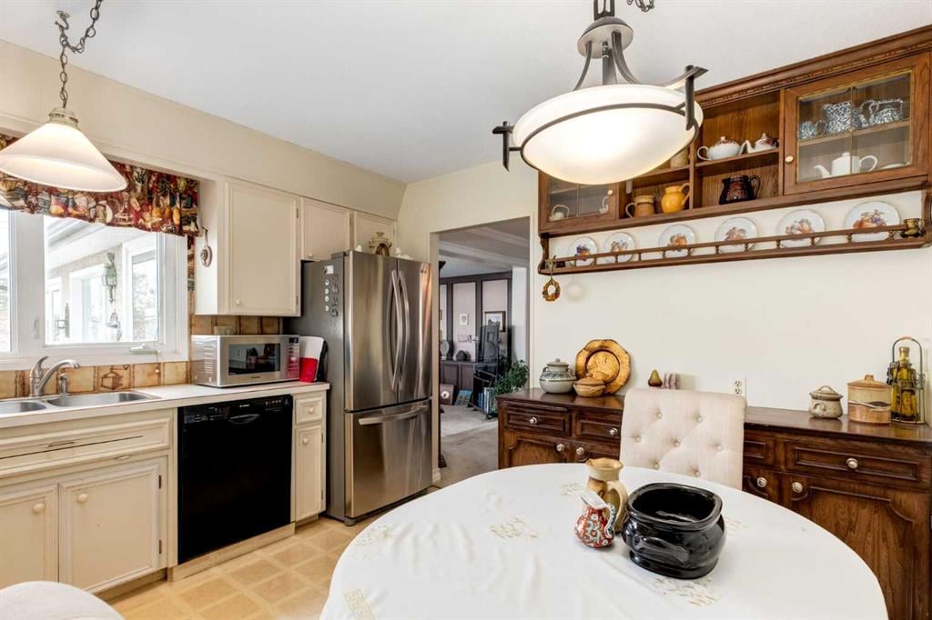 923 Middleton - Thumbnail 7