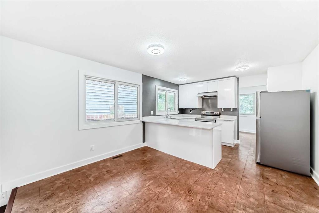523 Cantrell - Thumbnail 5