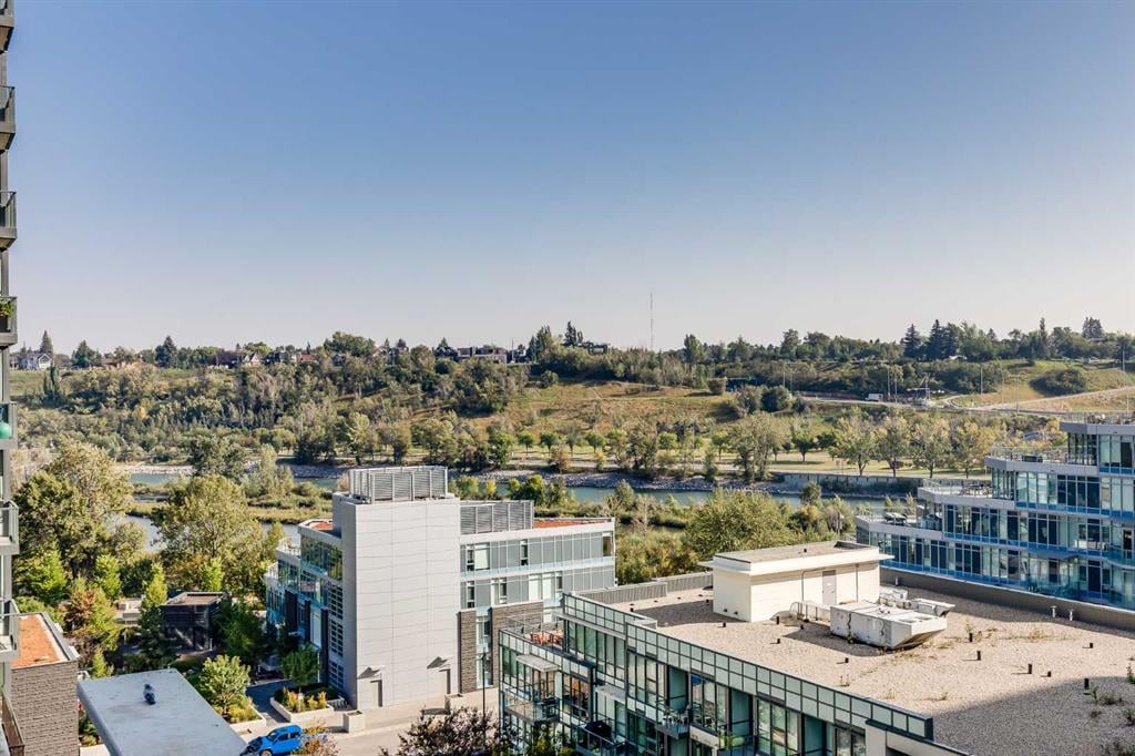 222 Riverfront - Thumbnail 1