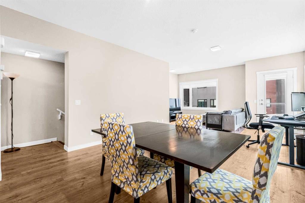 218 Sherwood - Thumbnail 8
