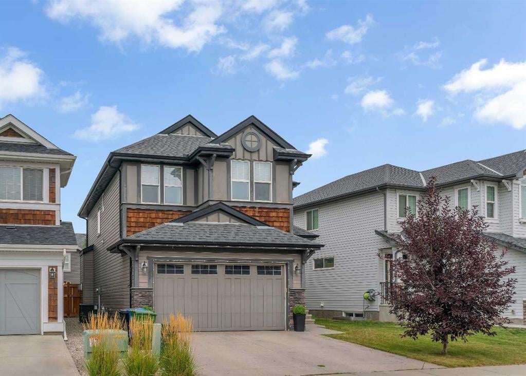223 Auburn Meadows - Thumbnail 1