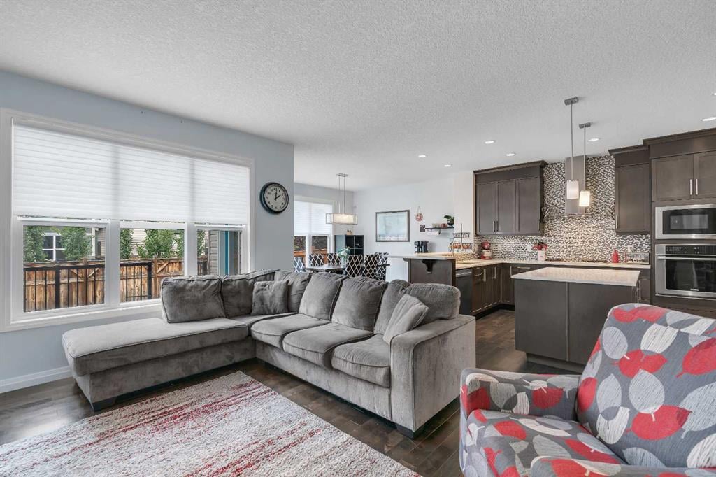 223 Auburn Meadows - Thumbnail 8