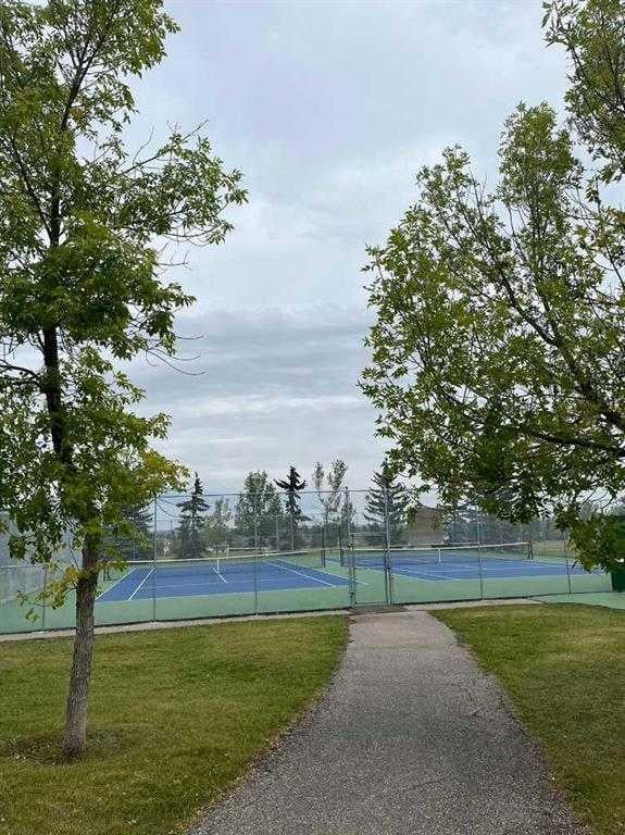 66 Macewan Ridge - Thumbnail 4